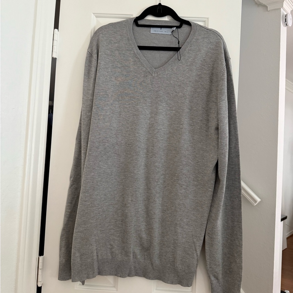 American Tall Gray Light Sweater Size Large